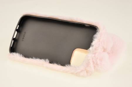 Etui z futerkiem króliczek do Apple iPhone 12 / 12 Pro różowy